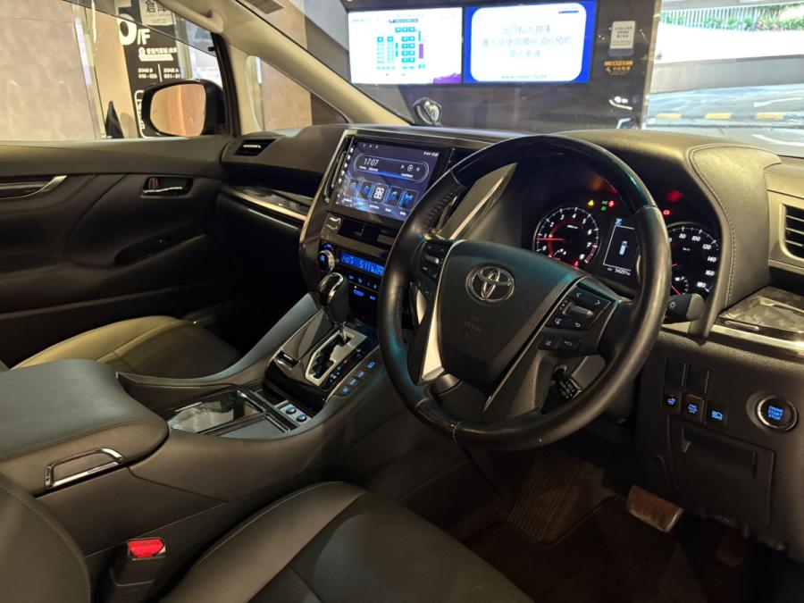 Alphard 3.5 Facelift - Image 3